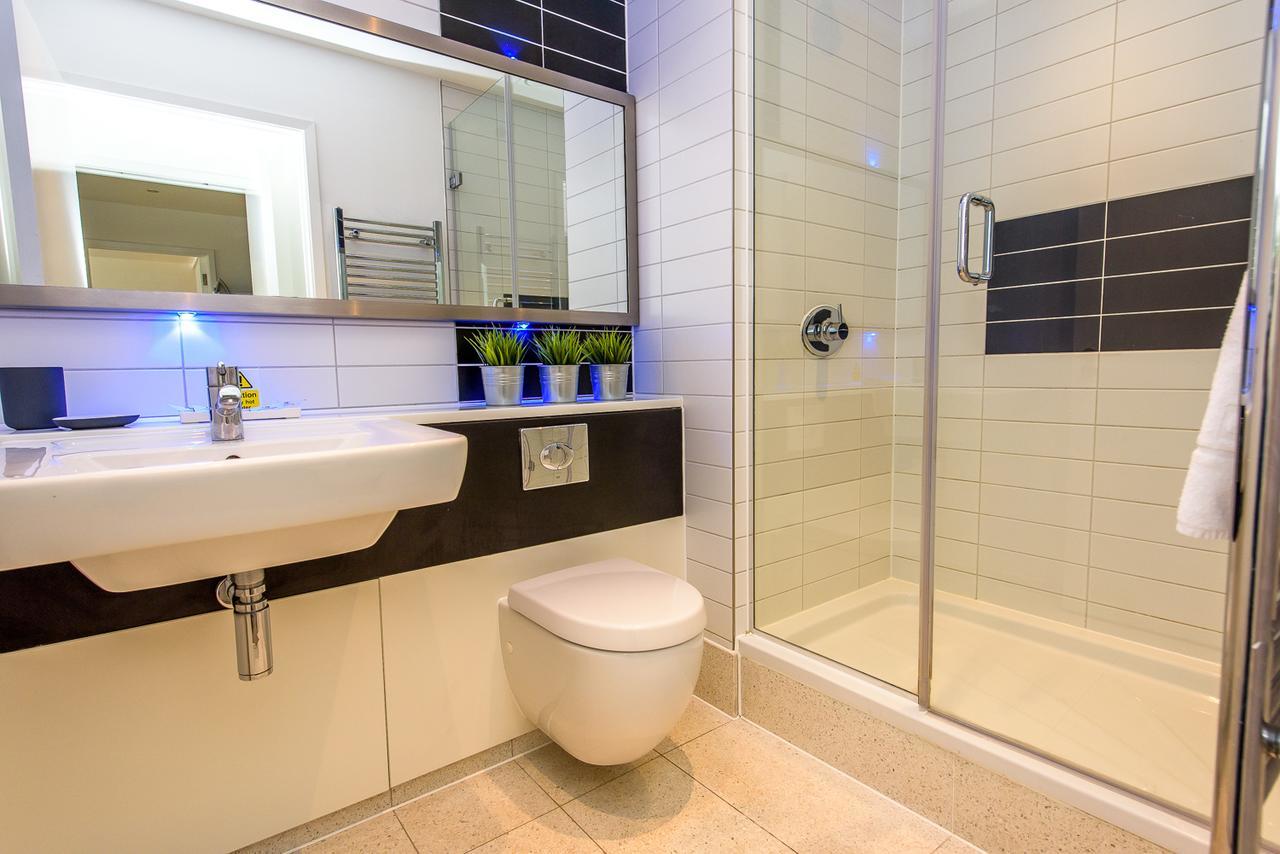 Approved Serviced Apartments Skyline Manchester Bagian luar foto