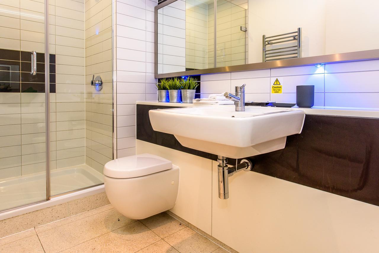 Approved Serviced Apartments Skyline Manchester Bagian luar foto