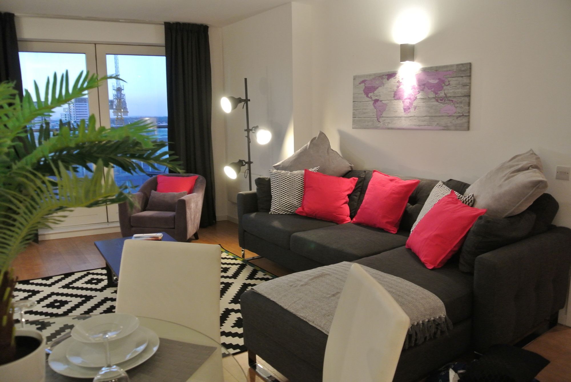 Approved Serviced Apartments Skyline Manchester Bagian luar foto