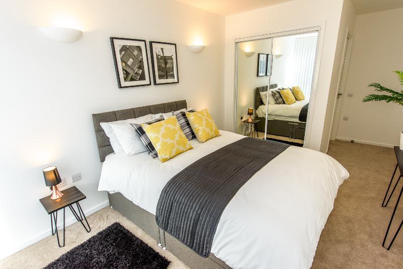 Approved Serviced Apartments Skyline Manchester Bagian luar foto